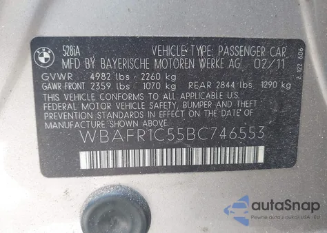 2011 BMW 528I z USA, uszkodzony, nr VIN WBAFR1C55BC746553